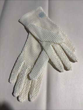 Vintage ivory white mesh net retro easter gloves nylon made in Japan